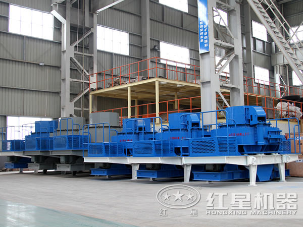 菱鎂礦制砂機車間 菱鎂礦制砂機車間