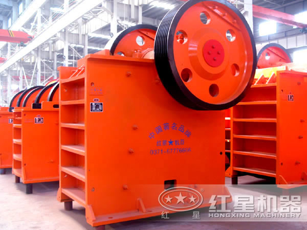 鄂式細(xì)碎機(jī) 鄂式細(xì)碎機(jī)