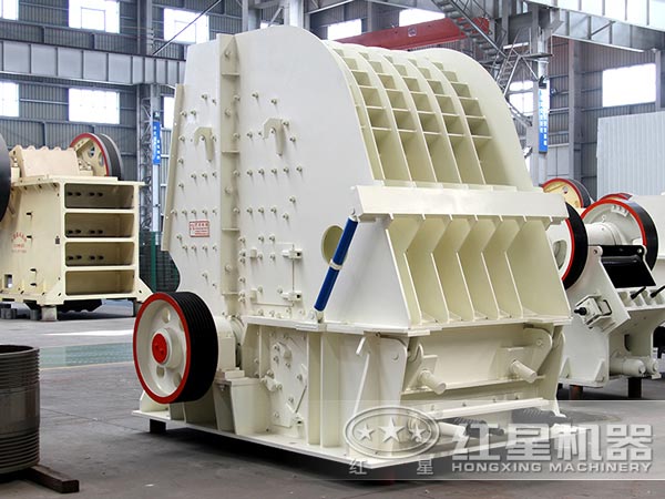 新型反擊式破碎機 新型反擊式破碎機