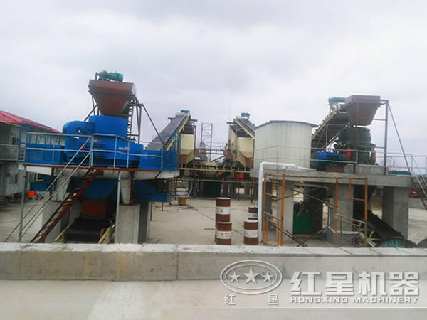 時產(chǎn)200t-400t河石制砂機(jī)生產(chǎn)現(xiàn)場 時產(chǎn)200t-400t河石制砂機(jī)生產(chǎn)現(xiàn)場