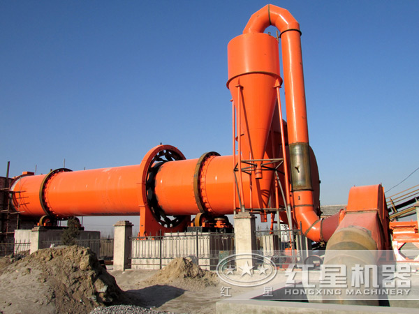 作業(yè)中的烘干機 作業(yè)中的烘干機