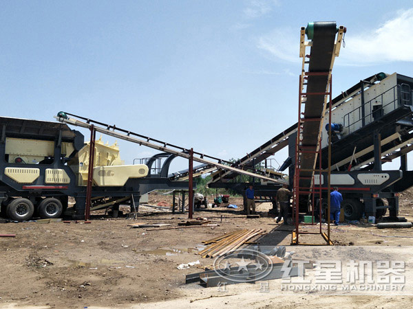 現(xiàn)場作業(yè)中 現(xiàn)場作業(yè)中