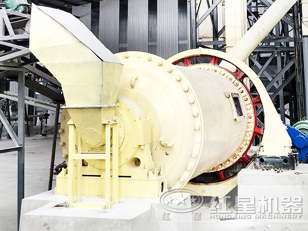 現(xiàn)場作業(yè)中 現(xiàn)場作業(yè)中