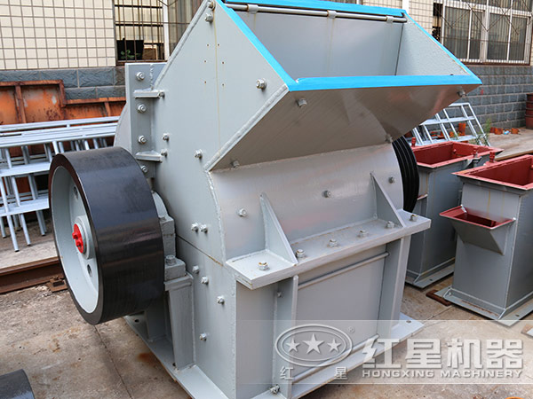 黑石子錘式破碎機(jī) 黑石子錘式破碎機(jī)