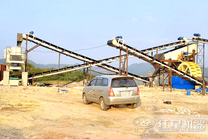 vsi5x離心沖擊式破碎機生產(chǎn)現(xiàn)場 vsi5x離心沖擊式破碎機生產(chǎn)現(xiàn)場