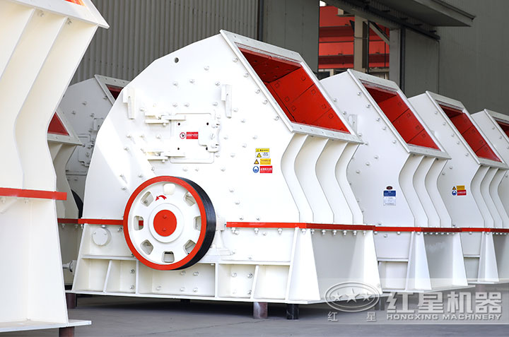 PCZ型重錘式破碎機(jī) PCZ型重錘式破碎機(jī)