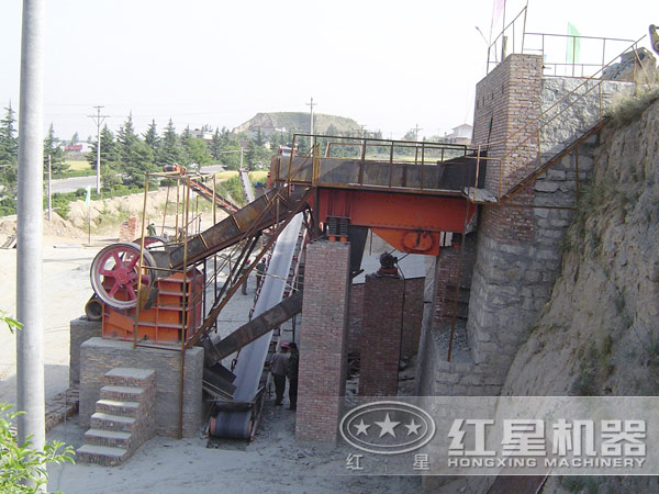 磚廠用破碎機客戶現(xiàn)場 磚廠用破碎機客戶現(xiàn)場