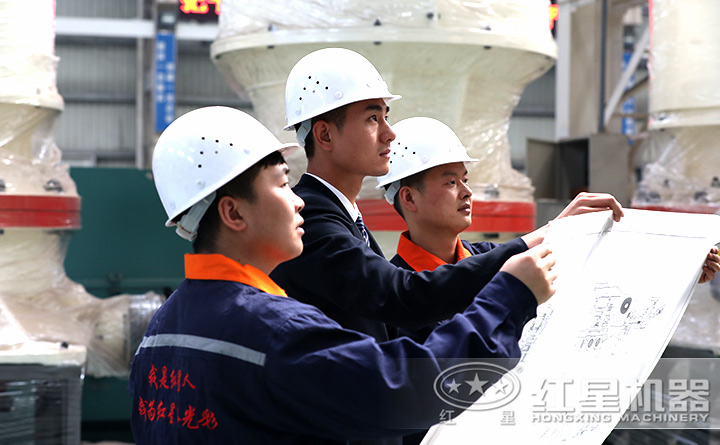 精湛技術(shù)人員現(xiàn)場(chǎng)指導(dǎo)設(shè)備的生產(chǎn)、制造