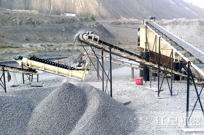 單螺旋洗沙設(shè)備作業(yè)現(xiàn)場(chǎng) 單螺旋洗沙設(shè)備作業(yè)現(xiàn)場(chǎng)