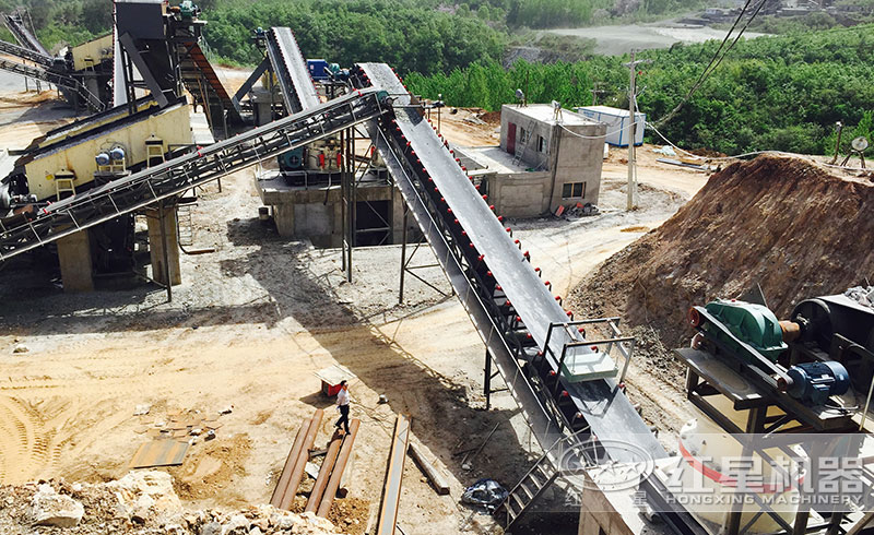 南陽玄武巖破碎現(xiàn)場 南陽玄武巖破碎現(xiàn)場