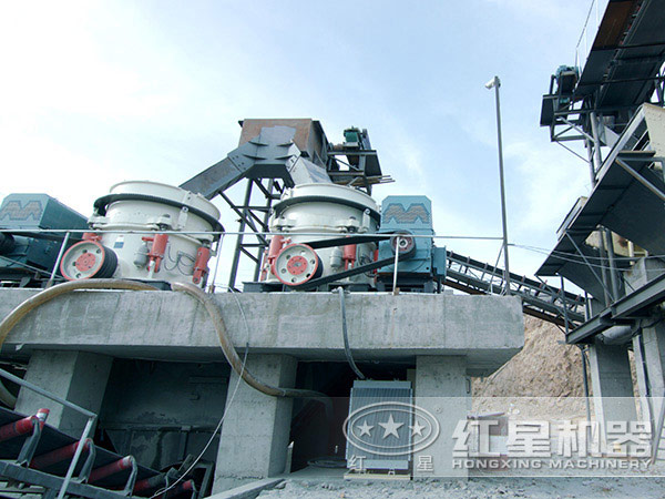多缸液壓圓錐破碎機生產(chǎn)現(xiàn)場 多缸液壓圓錐破碎機生產(chǎn)現(xiàn)場
