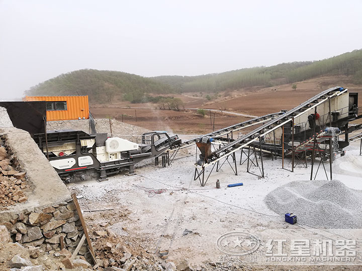 移動砂石生產(chǎn)設(shè)備實拍 移動砂石生產(chǎn)設(shè)備實拍