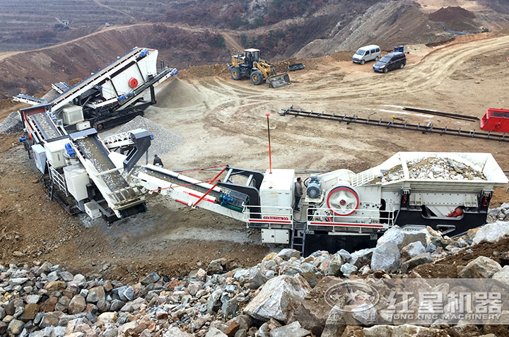 時(shí)產(chǎn)500的移動(dòng)石子破碎機(jī)生產(chǎn)現(xiàn)場(chǎng) 時(shí)產(chǎn)500的移動(dòng)石子破碎機(jī)生產(chǎn)現(xiàn)場(chǎng)