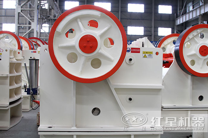 HD德版顎式破碎機 HD德版顎式破碎機