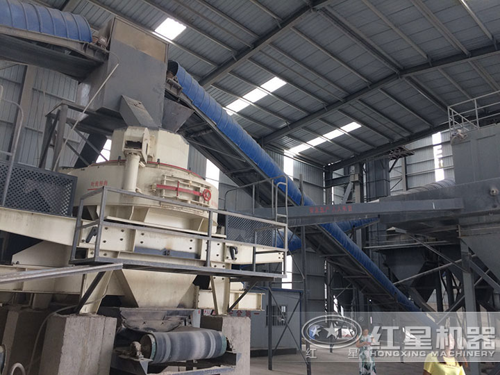 第三代制砂機(jī)現(xiàn)場(chǎng) 第三代制砂機(jī)現(xiàn)場(chǎng)