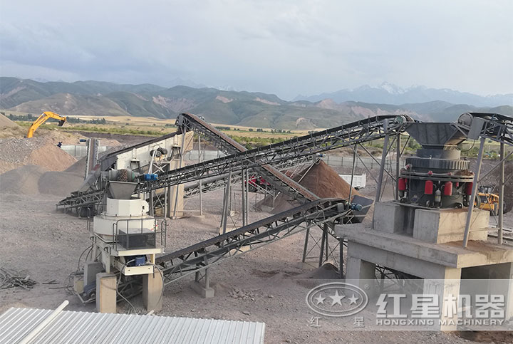 鵝卵石打沙現(xiàn)場(chǎng) 鵝卵石打沙現(xiàn)場(chǎng)