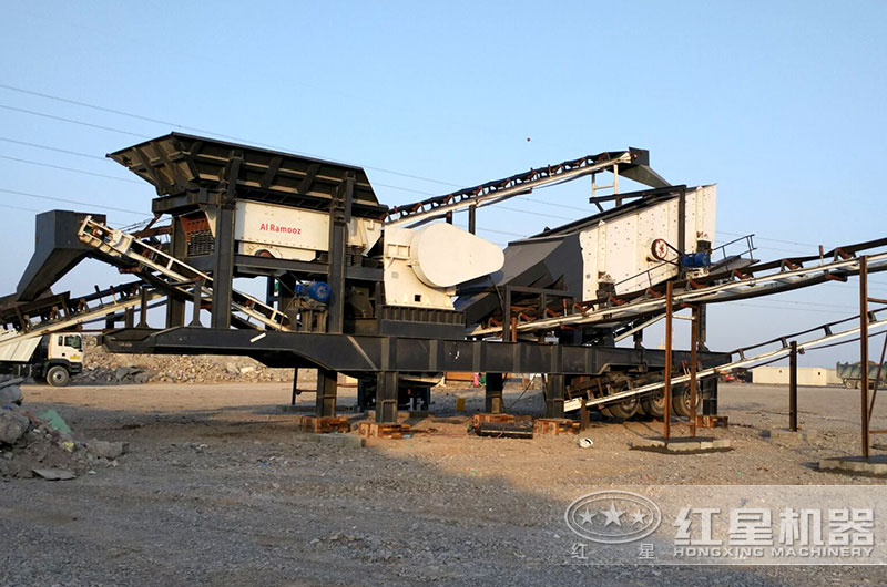 HX粗破輪胎系列移動(dòng)破碎站現(xiàn)場 HX粗破輪胎系列移動(dòng)破碎站現(xiàn)場