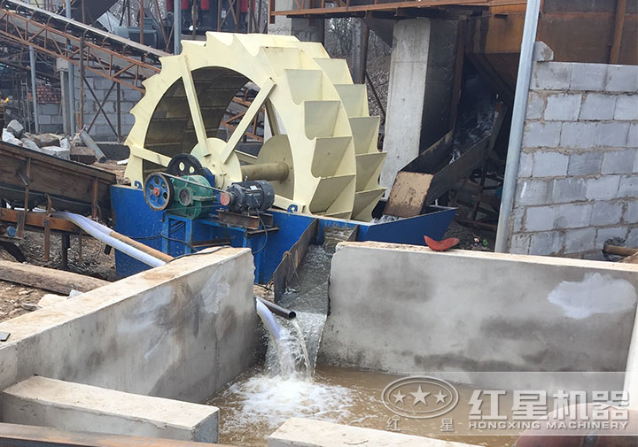 大型水洗砂機(jī)設(shè)備作業(yè)現(xiàn)場 大型水洗砂機(jī)設(shè)備作業(yè)現(xiàn)場