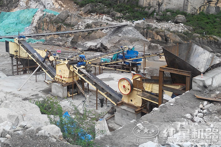 石灰?guī)r制砂生產線現(xiàn)場 石灰?guī)r制砂生產線現(xiàn)場