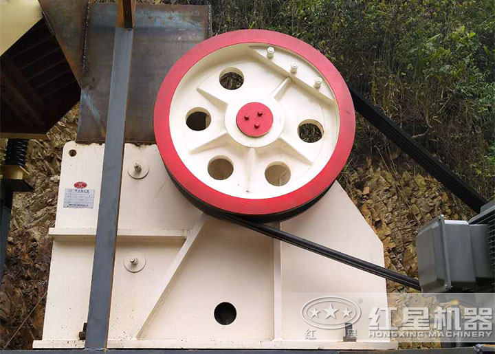 顎式破碎機 顎式破碎機