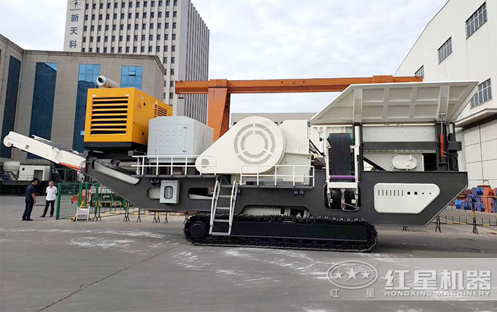 大型移動(dòng)破石機(jī) 大型移動(dòng)破石機(jī)