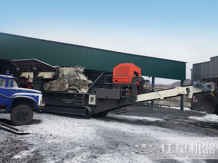 煤矸石破碎現(xiàn)場 煤矸石破碎現(xiàn)場