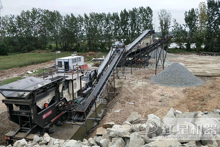 移動式石料破碎生產線 移動式石料破碎生產線