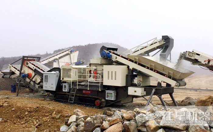 移動(dòng)破碎站工作現(xiàn)場(chǎng) 移動(dòng)破碎站工作現(xiàn)場(chǎng)