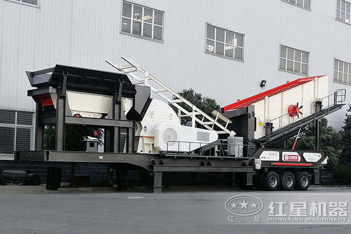 移動重型錘式粉碎機 移動重型錘式粉碎機