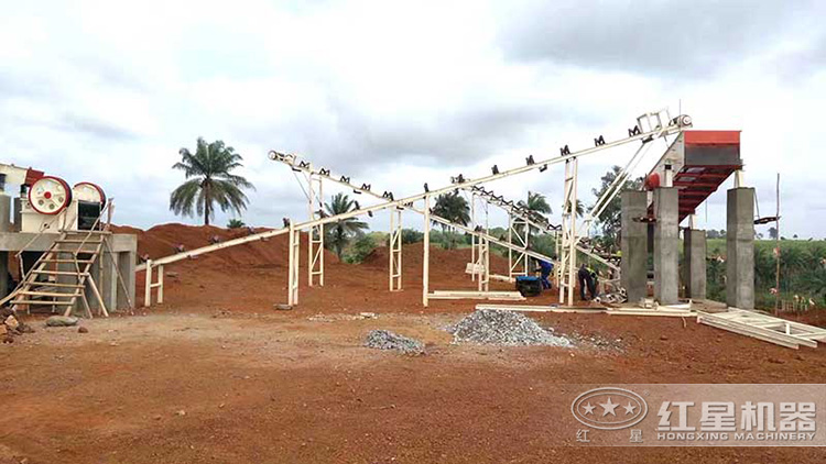 機(jī)制砂生產(chǎn)現(xiàn)場(chǎng)圖 機(jī)制砂生產(chǎn)現(xiàn)場(chǎng)圖