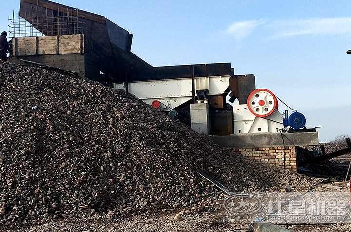 煤礦鄂式破碎機現(xiàn)場及成品展示 煤礦鄂式破碎機現(xiàn)場及成品展示