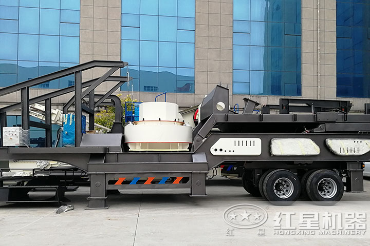 輪胎式大型移動石頭碎沙機(jī) 輪胎式大型移動石頭碎沙機(jī)