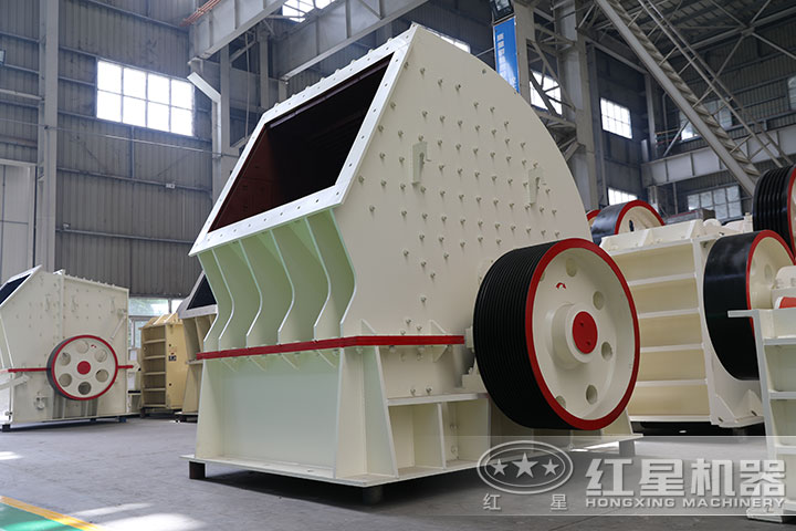 錘式破碎機(jī) 錘式破碎機(jī)