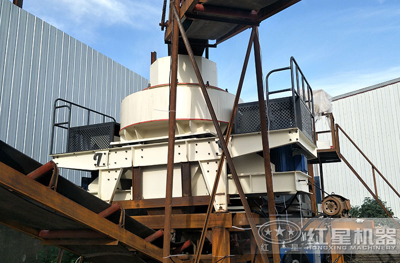 小型環(huán)保碎沙機(jī)現(xiàn)場(chǎng) 小型環(huán)保碎沙機(jī)現(xiàn)場(chǎng)