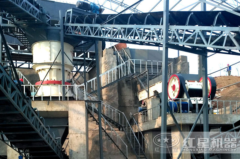 時產(chǎn)300噸的鵝卵石人工碎沙生產(chǎn)線 時產(chǎn)300噸的鵝卵石人工碎沙生產(chǎn)線