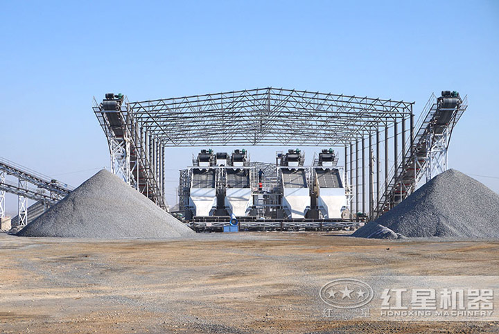 皮帶機(jī)作業(yè)現(xiàn)場 皮帶機(jī)作業(yè)現(xiàn)場