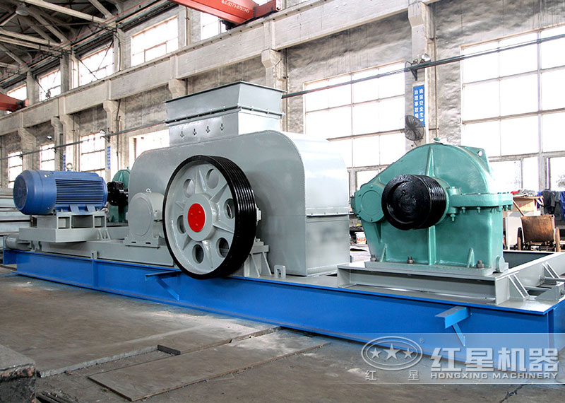 大型規(guī)格的對(duì)輥破碎機(jī) 大型規(guī)格的對(duì)輥破碎機(jī)