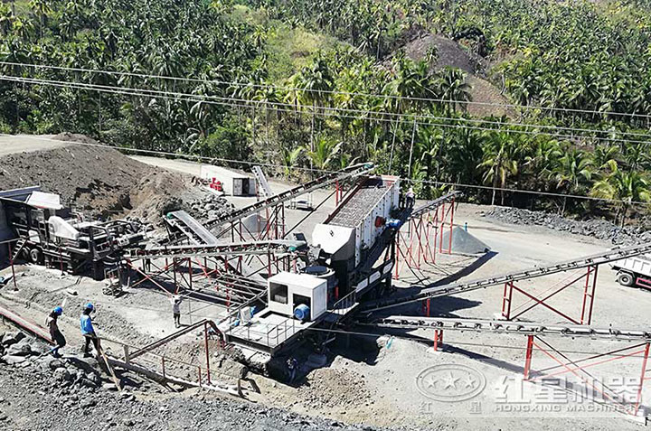 移動式圓錐破生產現(xiàn)場 移動式圓錐破生產現(xiàn)場