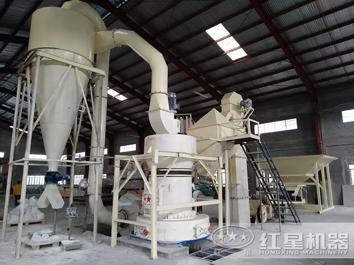 雷蒙磨作業(yè)現(xiàn)場 雷蒙磨作業(yè)現(xiàn)場