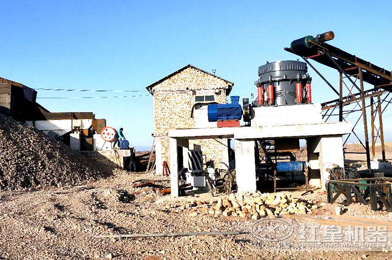 石英砂生產現場 石英砂生產現場