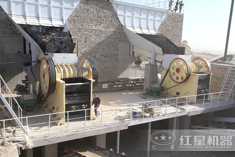 顎式破碎機(jī)調(diào)整實(shí)拍 顎式破碎機(jī)調(diào)整實(shí)拍