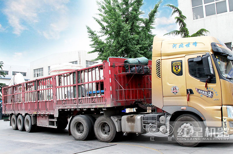 磨粉機(jī)發(fā)貨現(xiàn)場(chǎng) 磨粉機(jī)發(fā)貨現(xiàn)場(chǎng)