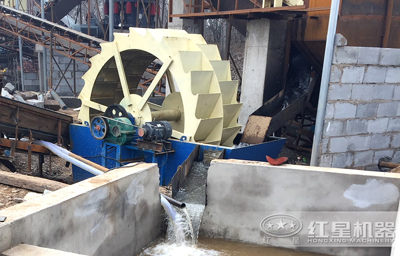 單臺洗砂機(jī)作業(yè)現(xiàn)場 單臺洗砂機(jī)作業(yè)現(xiàn)場