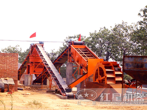 洗砂機作業(yè)現(xiàn)場 洗砂機作業(yè)現(xiàn)場