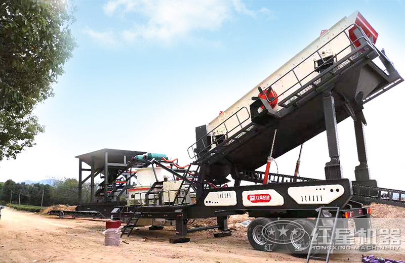 移動(dòng)打砂機(jī)作業(yè)現(xiàn)場(chǎng) 移動(dòng)打砂機(jī)作業(yè)現(xiàn)場(chǎng)