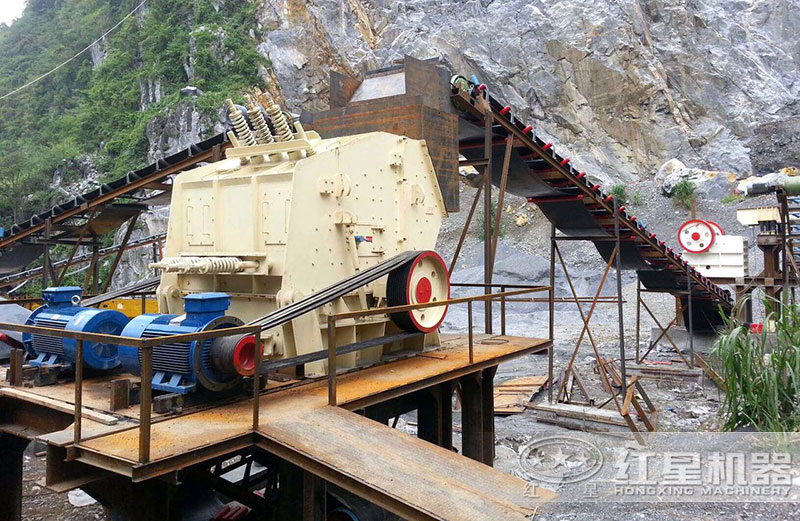 石子破碎生產線現場 石子破碎生產線現場