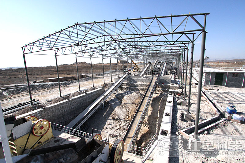 日產(chǎn)萬噸石子加工設備現(xiàn)場 日產(chǎn)萬噸石子加工設備現(xiàn)場