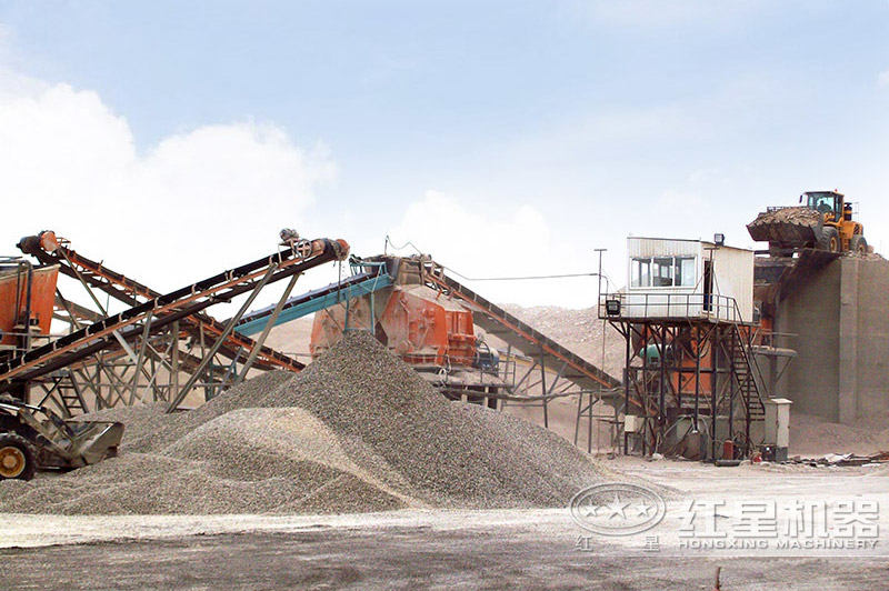 小型刻石機現(xiàn)場 小型刻石機現(xiàn)場