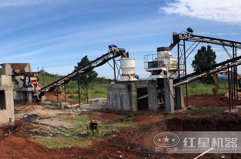 砂石生產(chǎn)線現(xiàn)場 砂石生產(chǎn)線現(xiàn)場