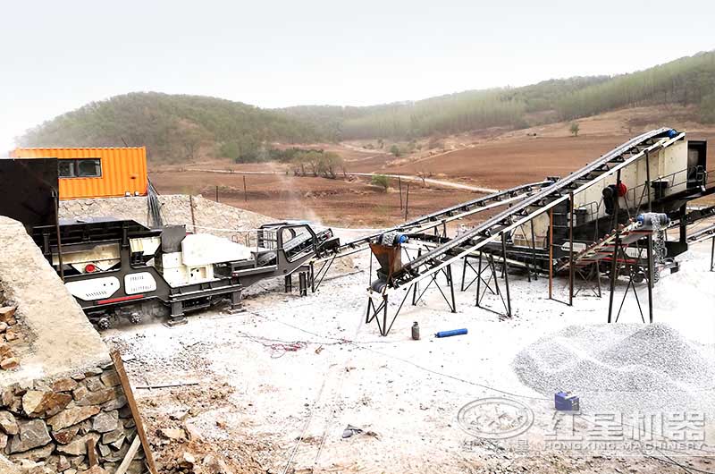 流動碎石機作業(yè)現(xiàn)場 流動碎石機作業(yè)現(xiàn)場